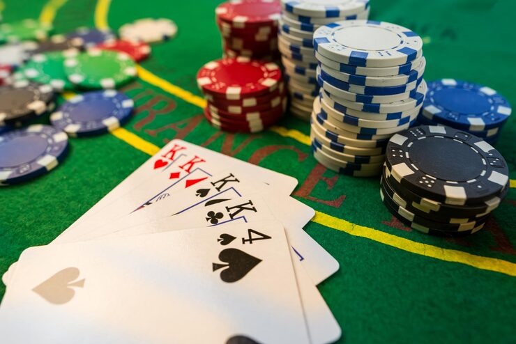 funlotre login live-dealer table with professional dealer